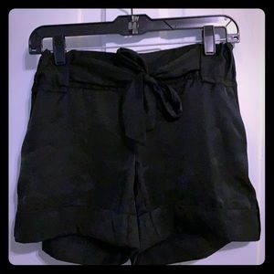 Dressy Shorts in black (Size 2)